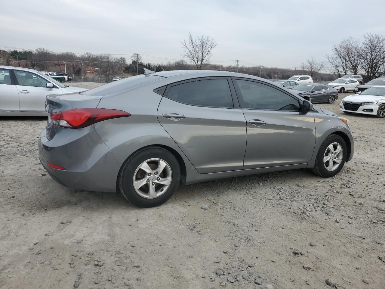 2014 HYUNDAI ELANTRA SE - Image 3