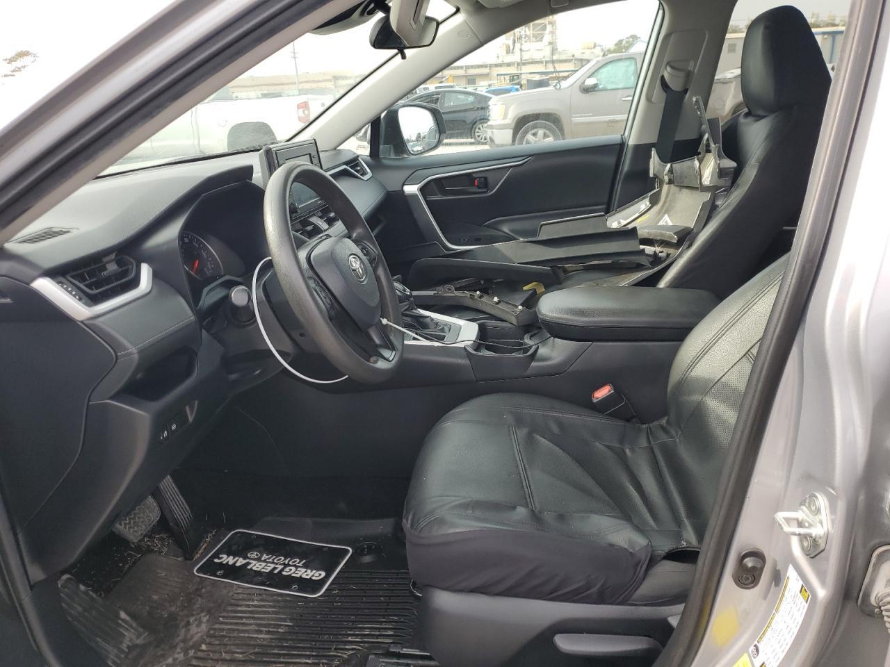 2021 TOYOTA RAV4 LE - Image 7