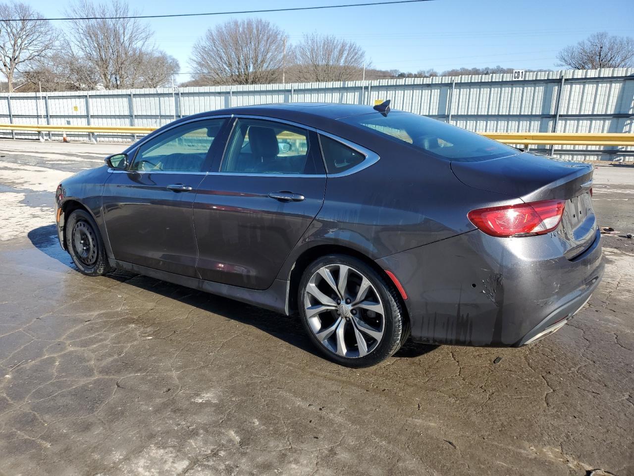 2015 CHRYSLER 200 C - Фото 2