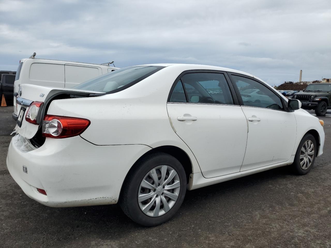 2013 TOYOTA COROLLA BA - Image 3