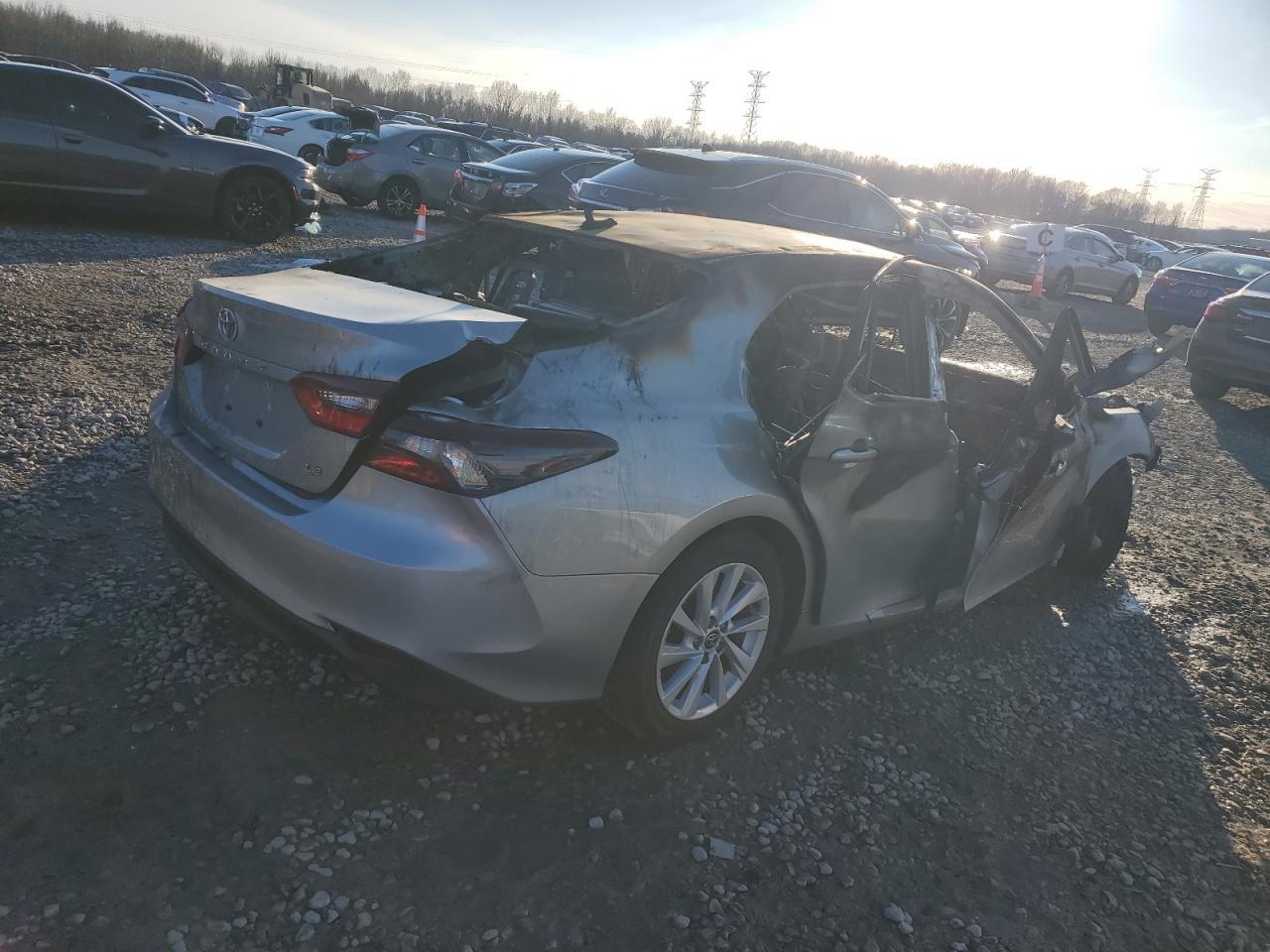 2024 TOYOTA CAMRY LE - Image 3