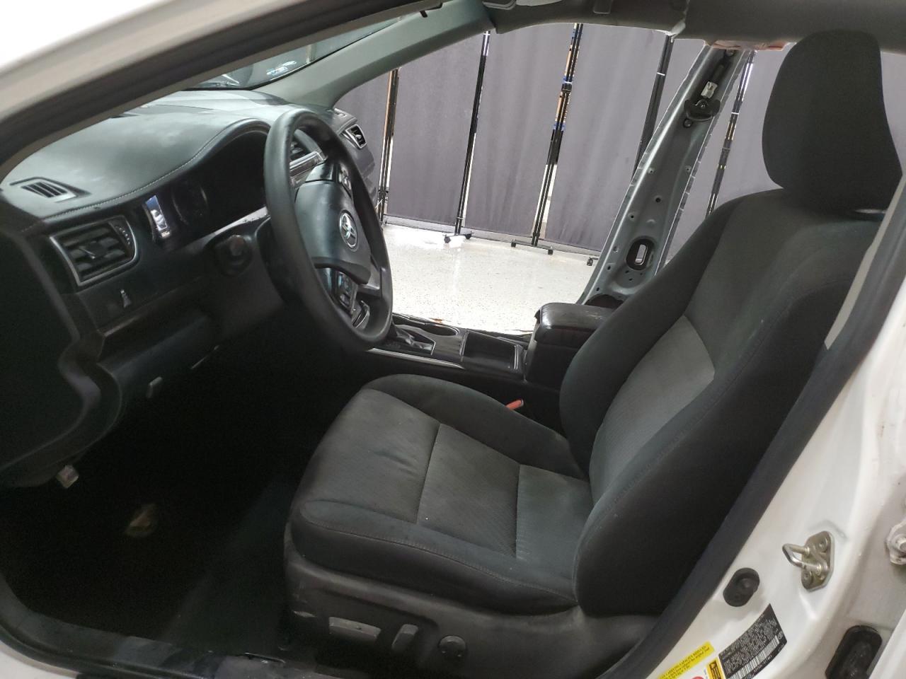 2016 TOYOTA CAMRY LE - Image 7