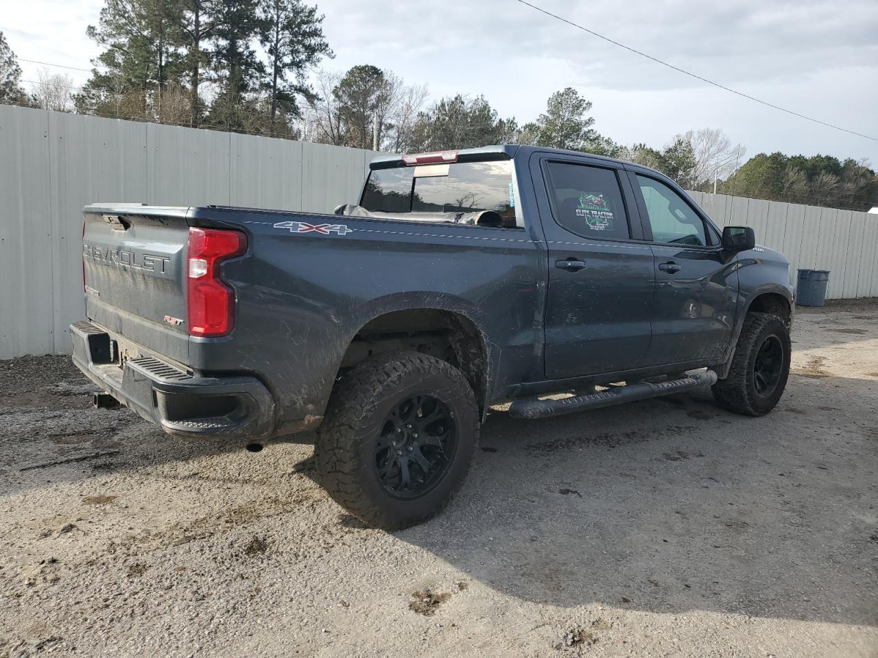 2019 CHEVROLET SILVERADO - Фото 3