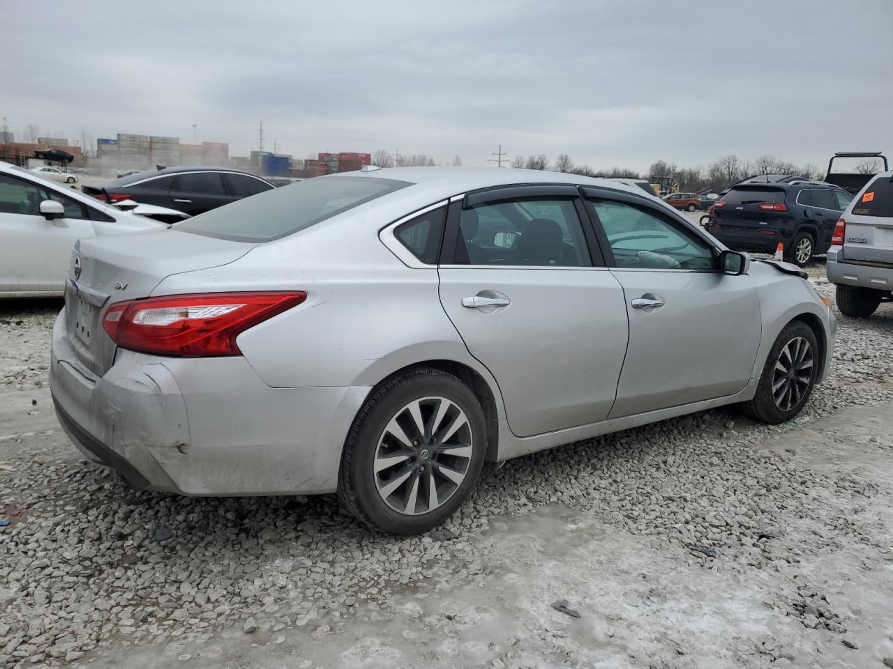 2017 NISSAN ALTIMA 2.5 - Фото 3