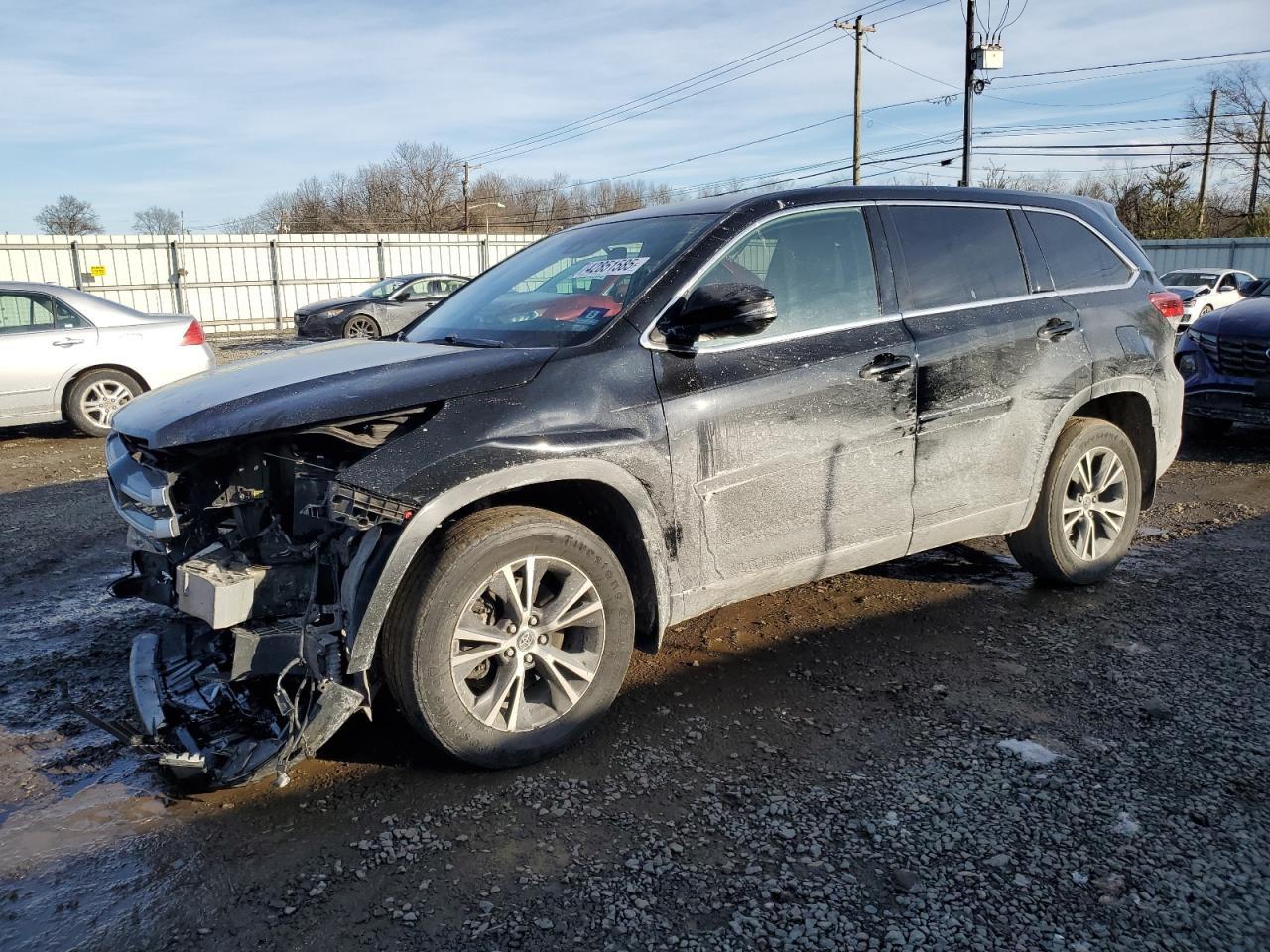 2019 TOYOTA HIGHLANDER