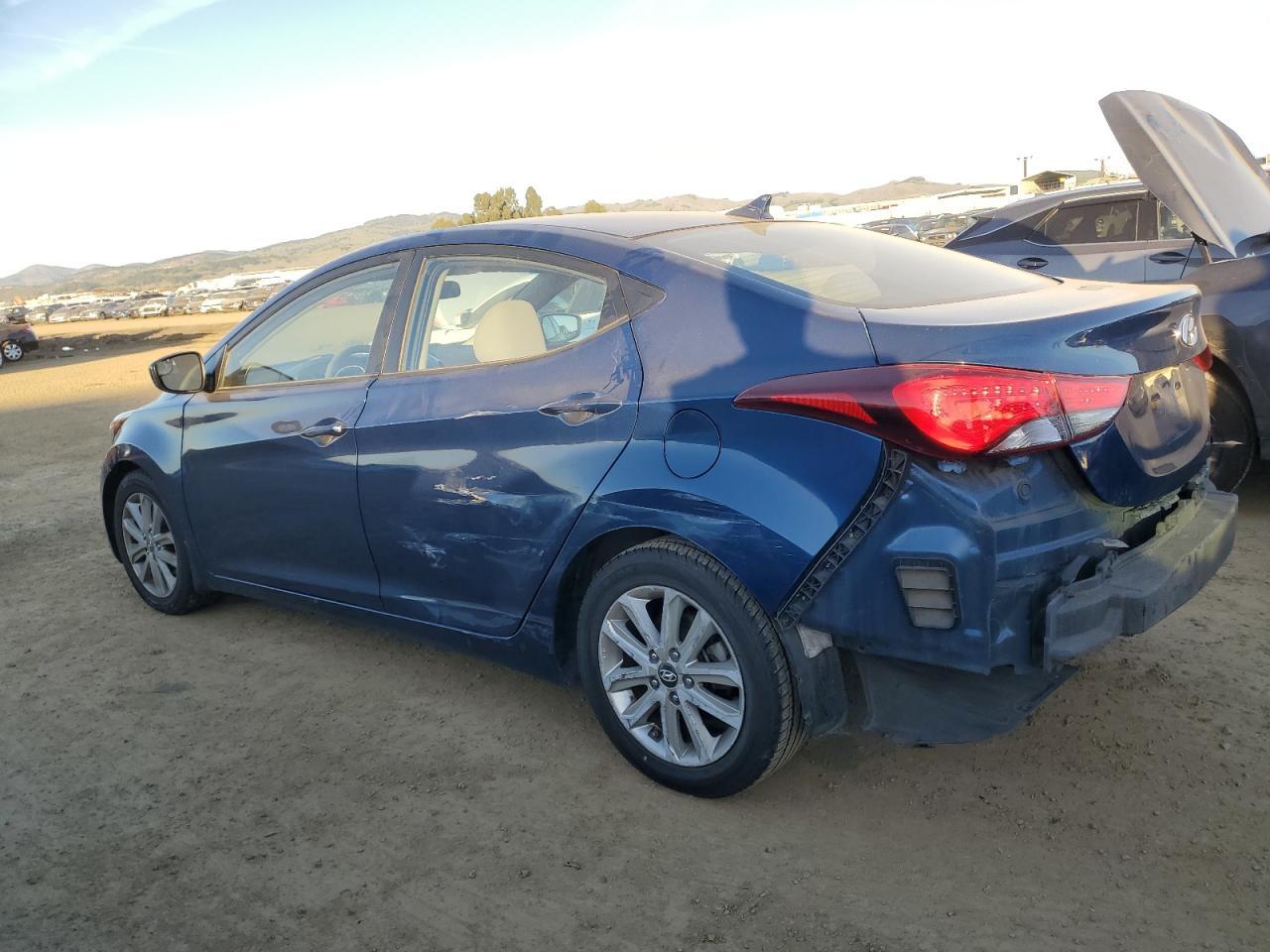 2014 HYUNDAI ELANTRA SE - Фото 2