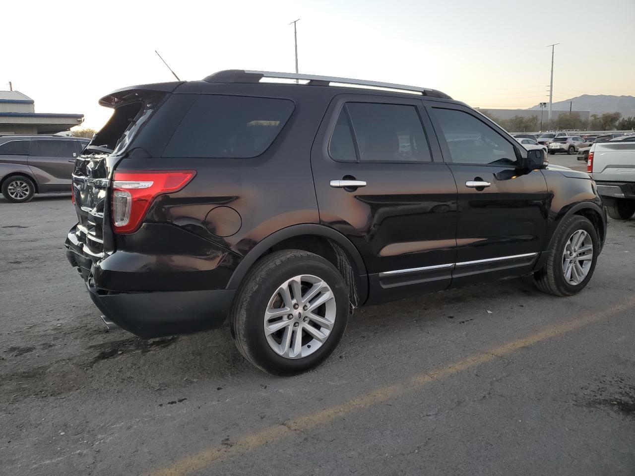 2013 FORD EXPLORER X - Image 3