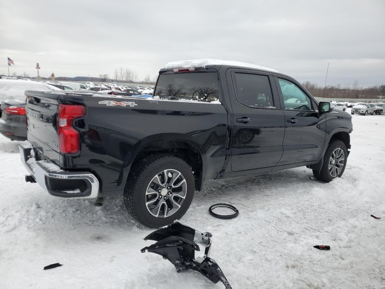 2024 CHEVROLET SILVERADO - Image 3