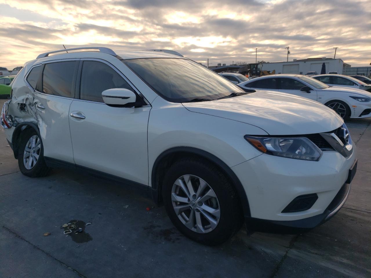 2016 NISSAN ROGUE S - Фото 4