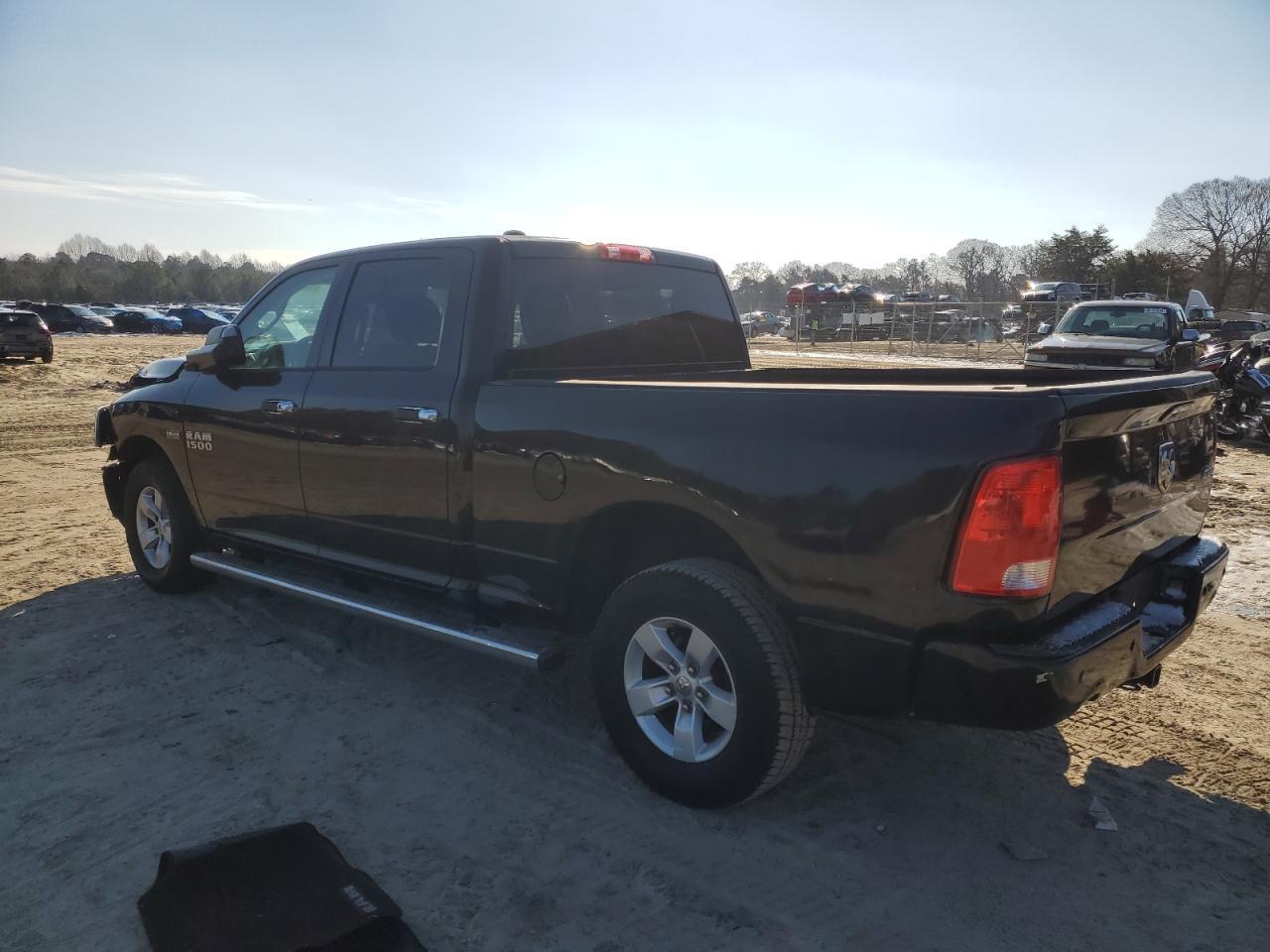 2015 RAM 1500 ST - Image 2