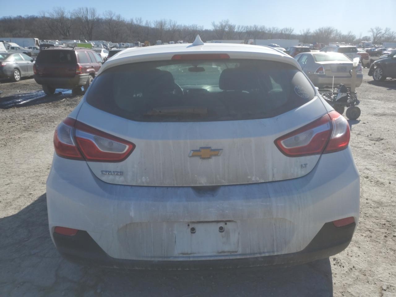 2017 CHEVROLET CRUZE LT - Image 6