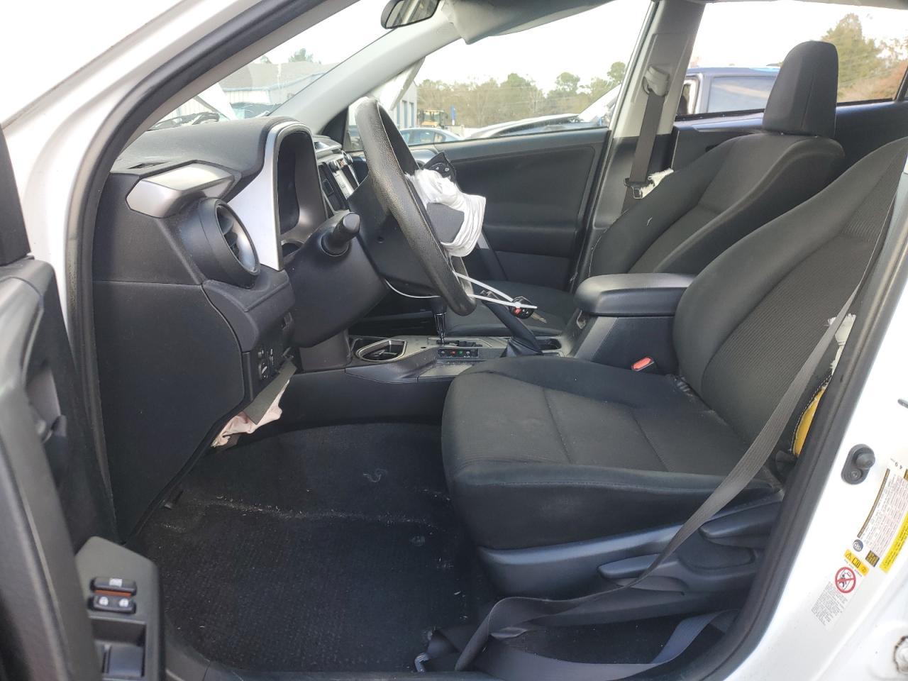 2016 TOYOTA RAV4 LE - Фото 7
