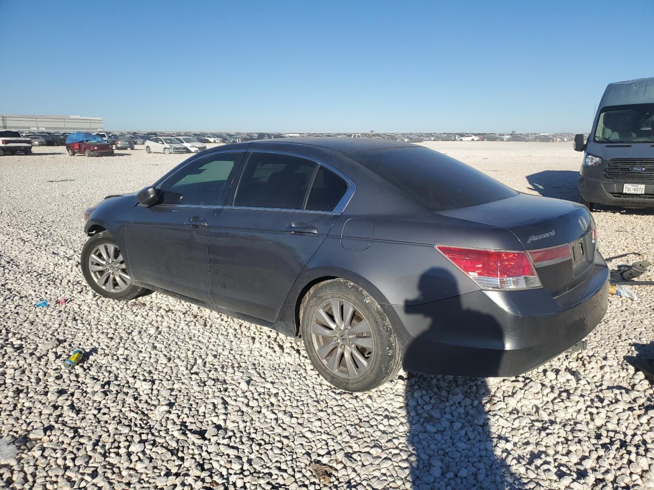 2011 HONDA ACCORD LXP - Image 2