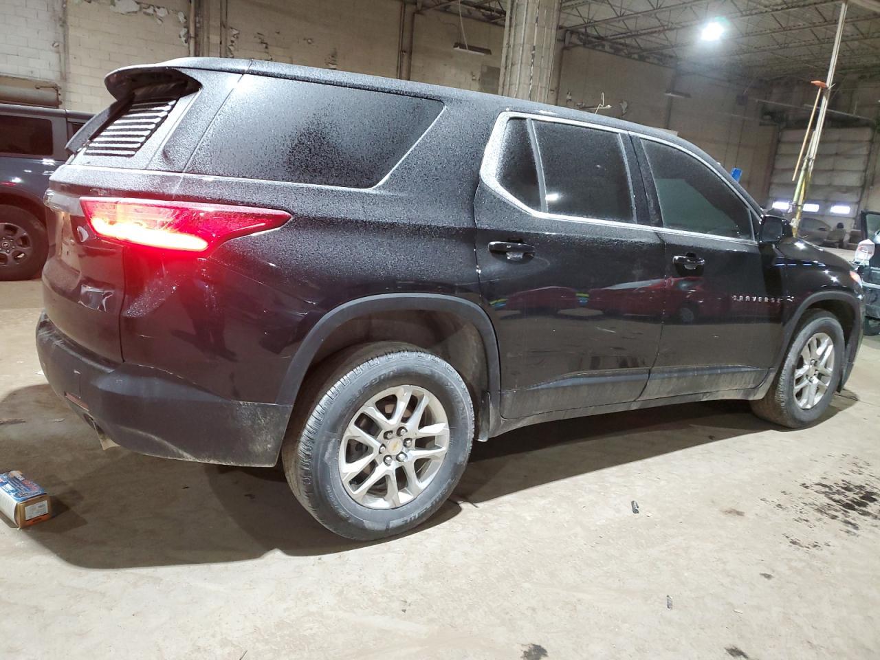 2020 CHEVROLET TRAVERSE L - Фото 3
