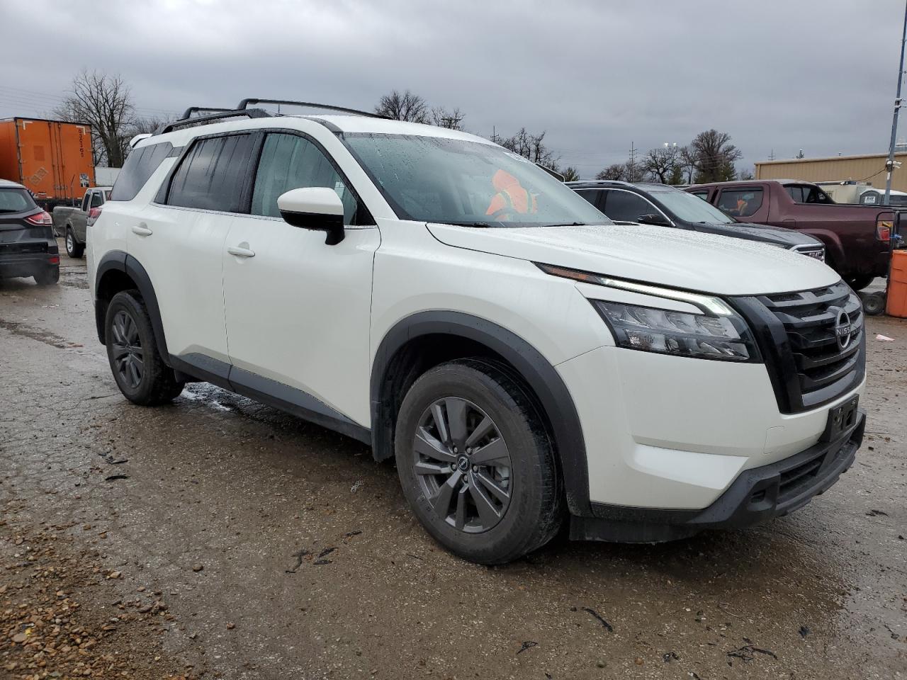 2023 NISSAN PATHFINDER - Image 4
