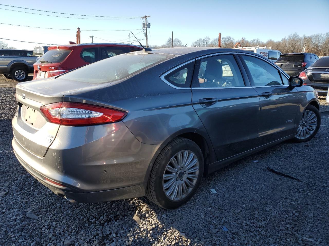 2013 FORD FUSION SE - Фото 3