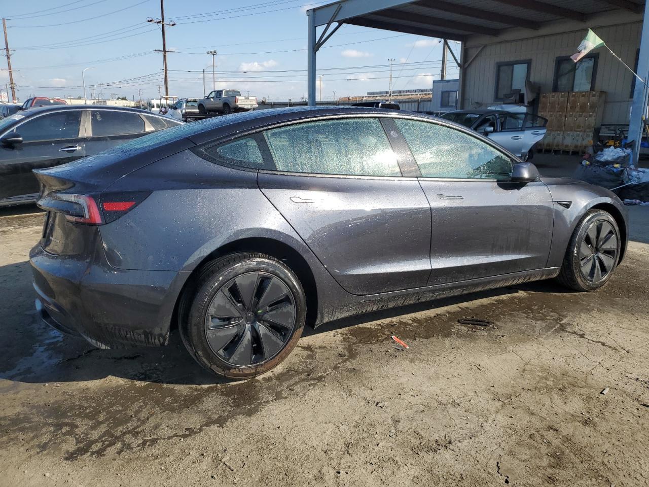 2024 TESLA MODEL 3 - Фото 3
