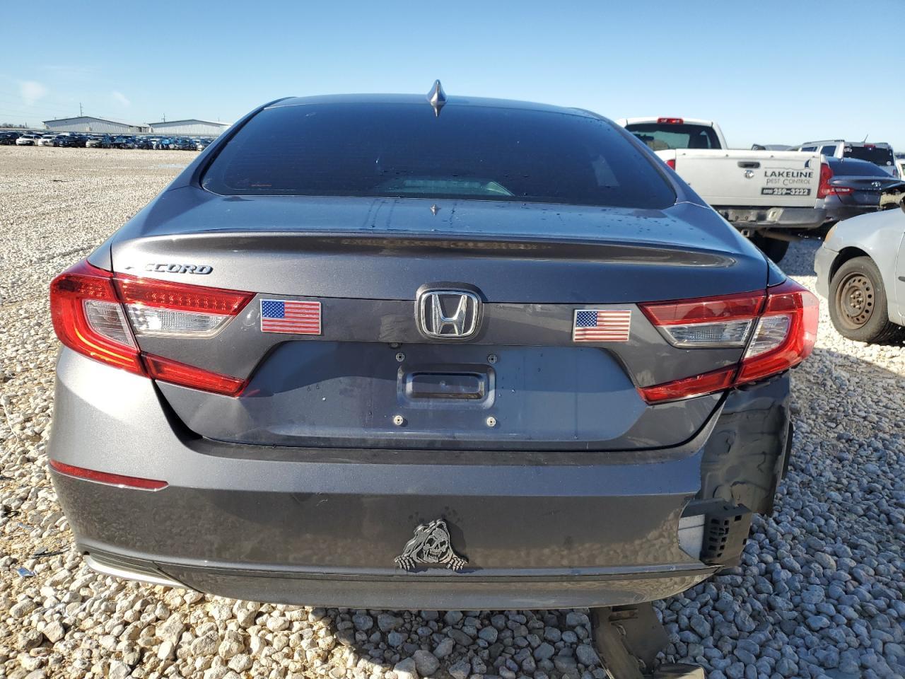 2018 HONDA ACCORD LX - Image 6