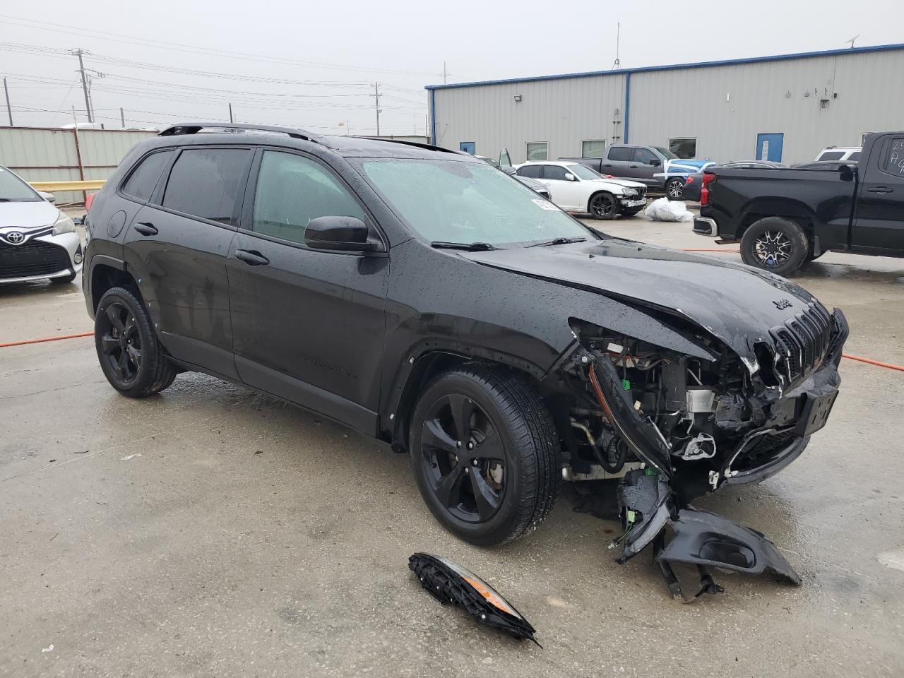 2017 JEEP CHEROKEE L - Image 4