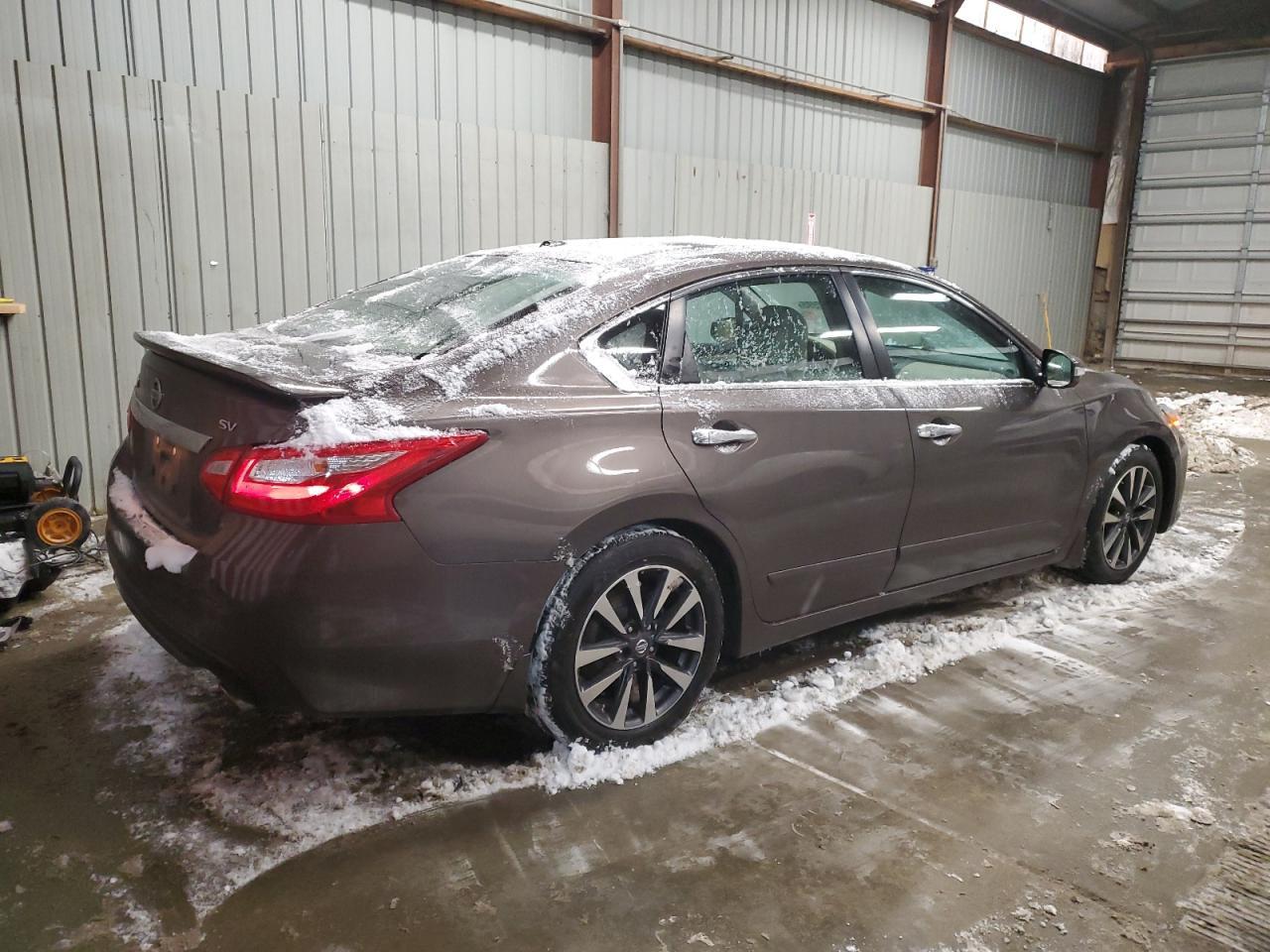 2016 NISSAN ALTIMA 2.5 - Фото 3