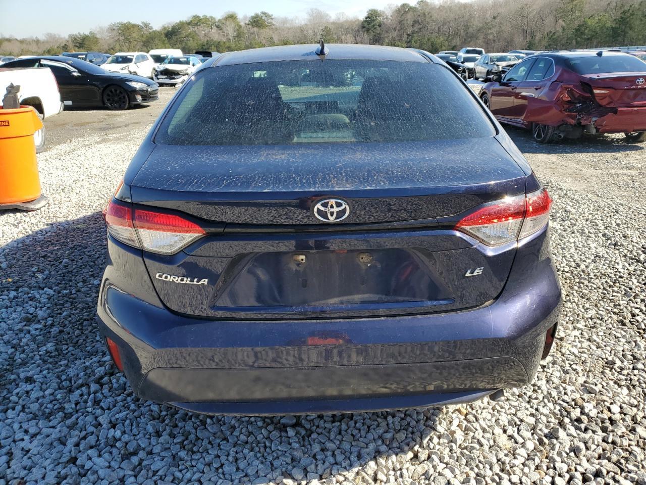 2020 TOYOTA COROLLA LE - Фото 6