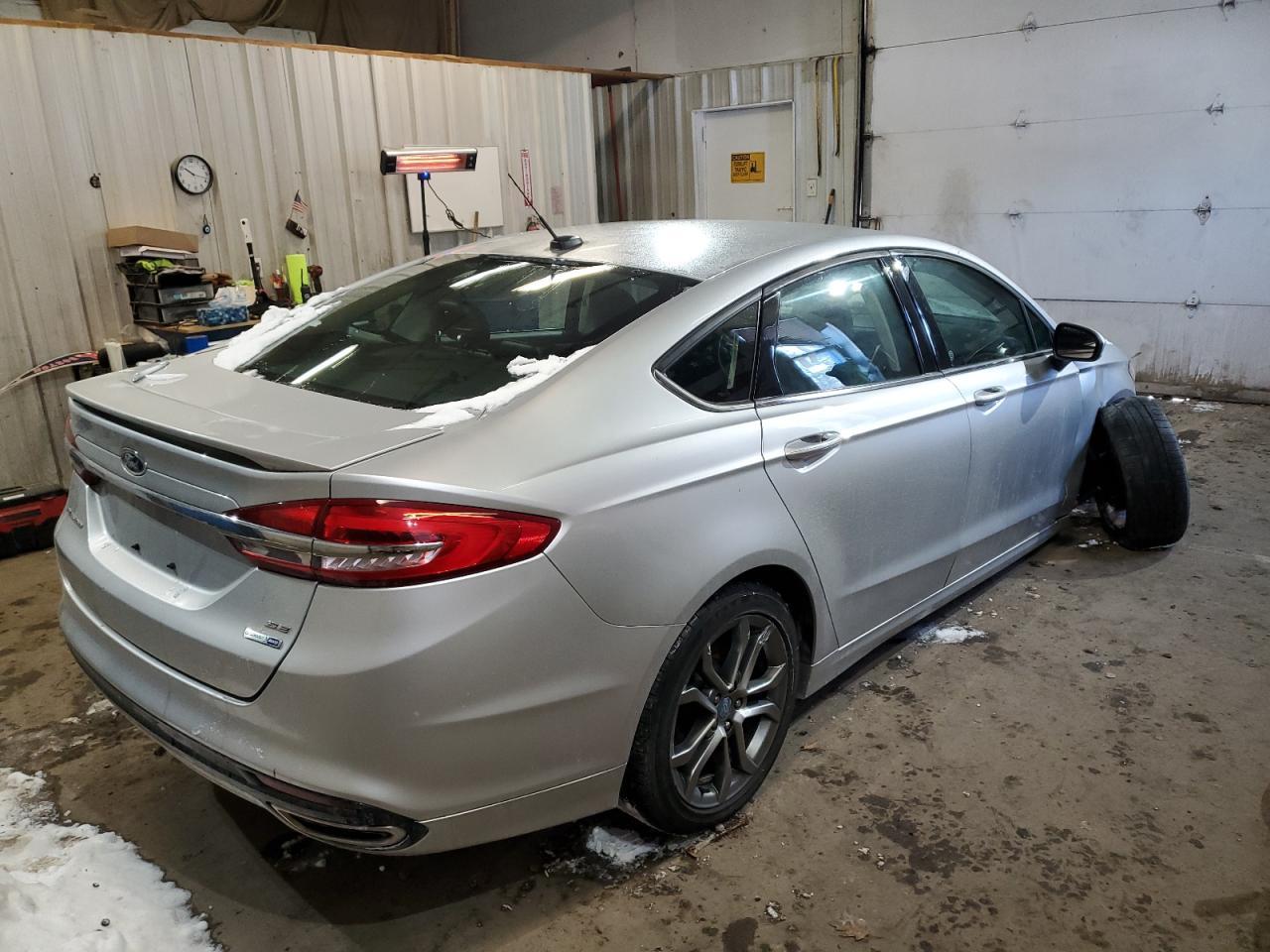 2017 FORD FUSION SE - Фото 3
