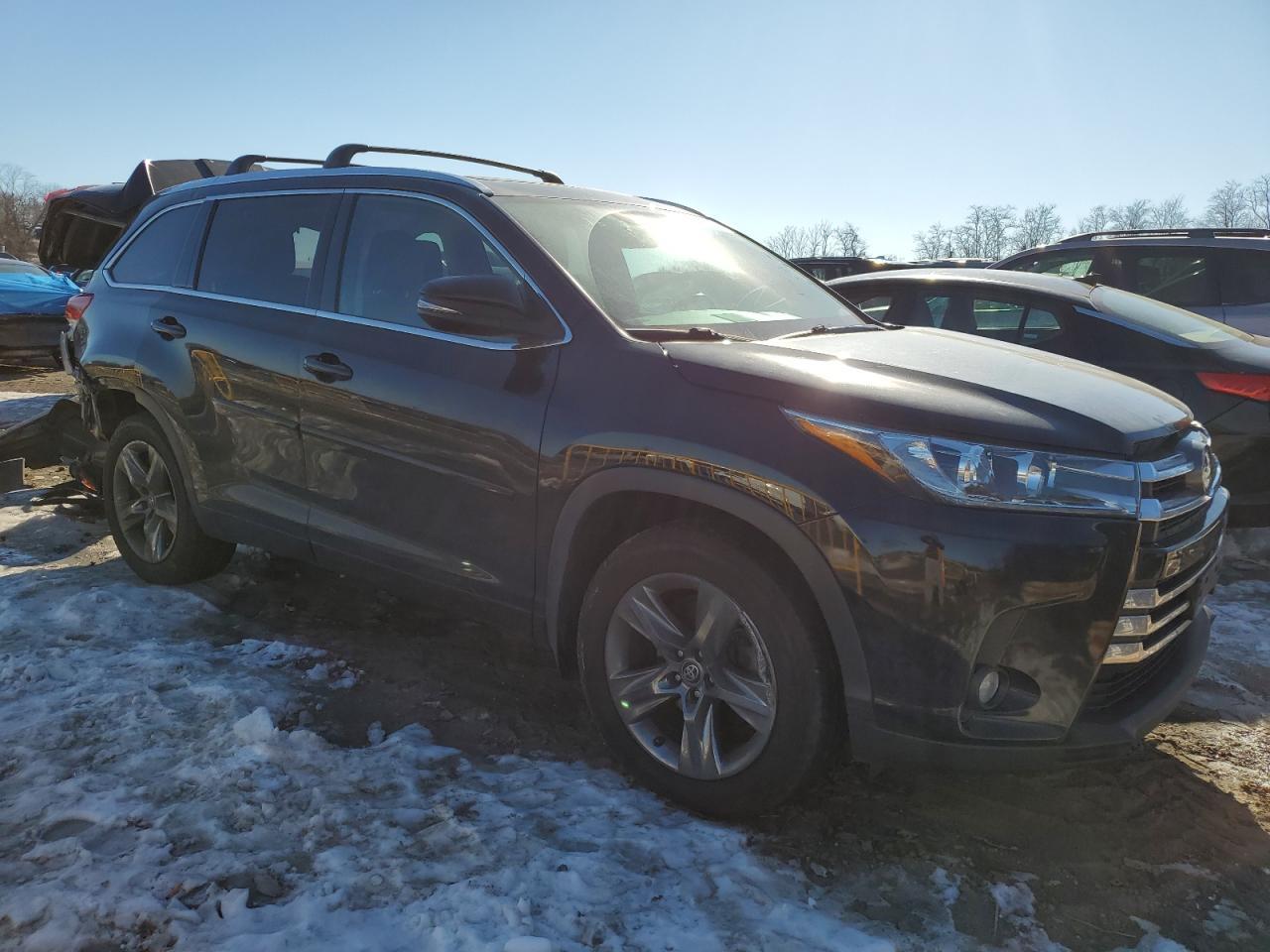 2018 TOYOTA HIGHLANDER - Image 4
