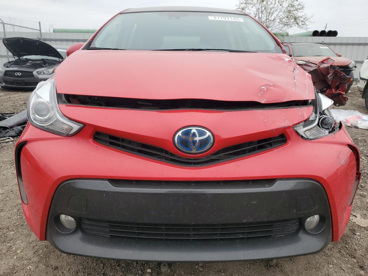 2017 TOYOTA PRIUS V - Image 5