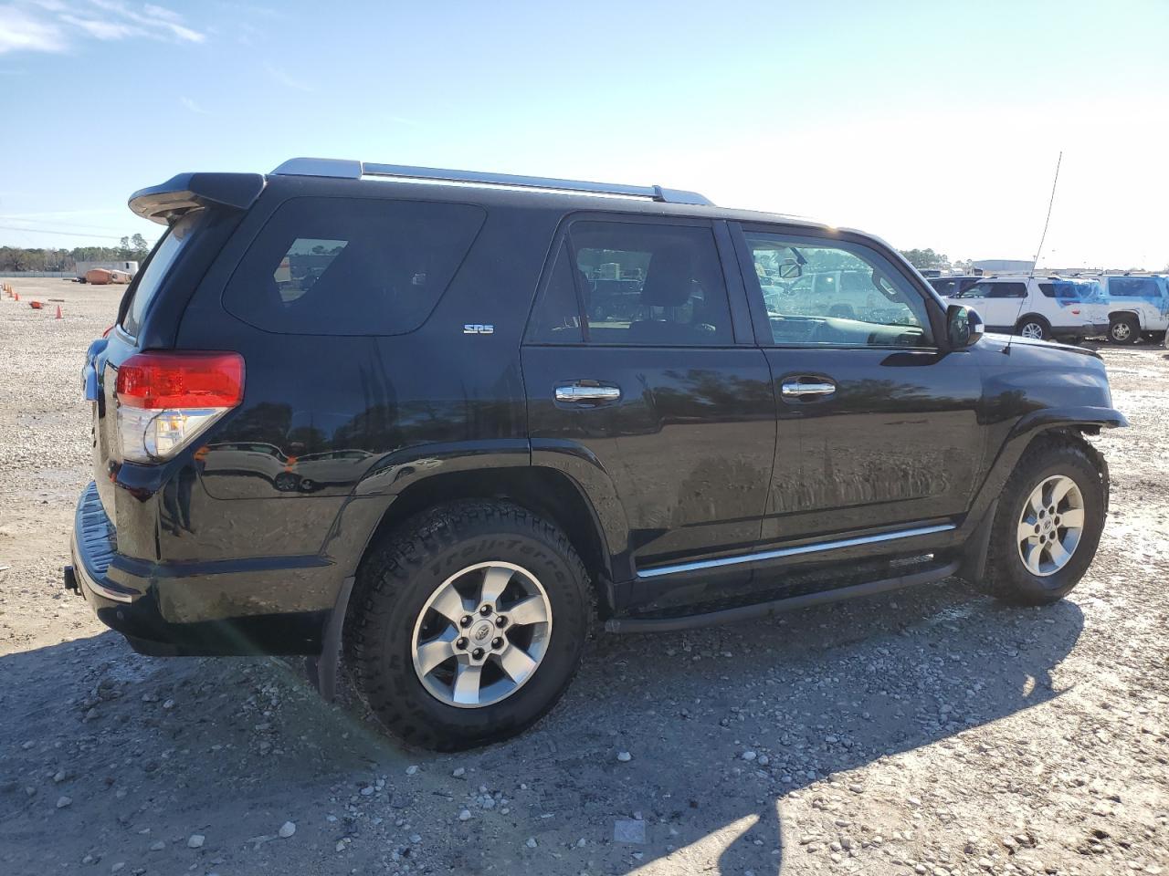2011 TOYOTA 4RUNNER SR - Image 3