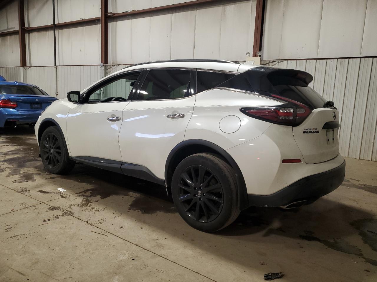 2022 NISSAN MURANO SV - Image 2