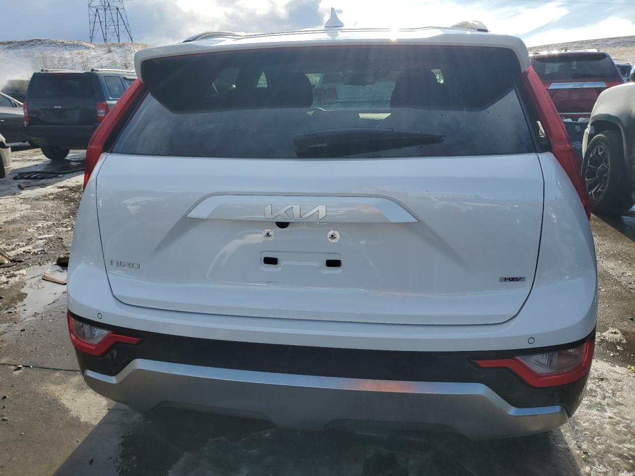 2023 KIA NIRO EX - Image 6