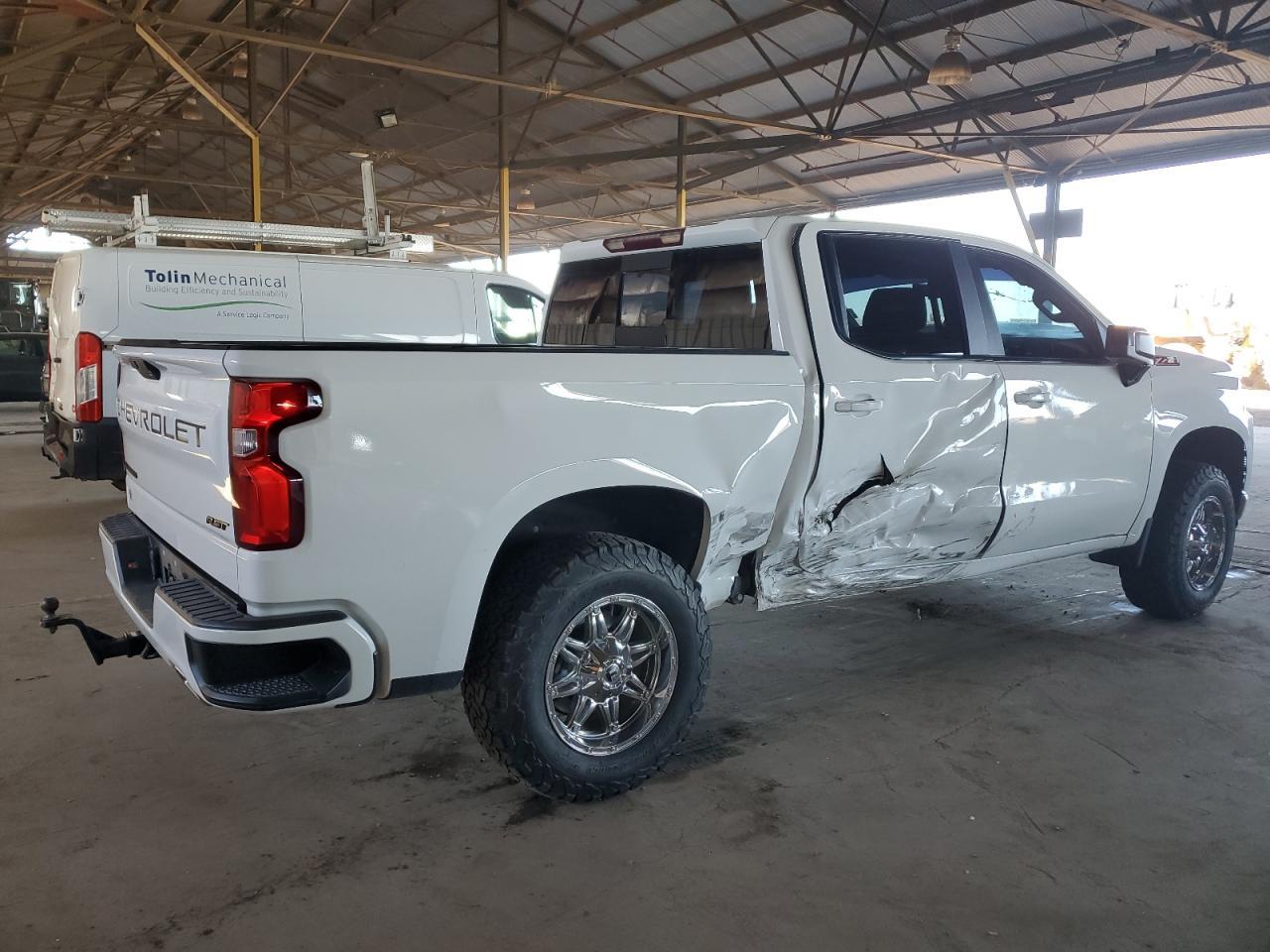 2020 CHEVROLET SILVERADO - Image 3