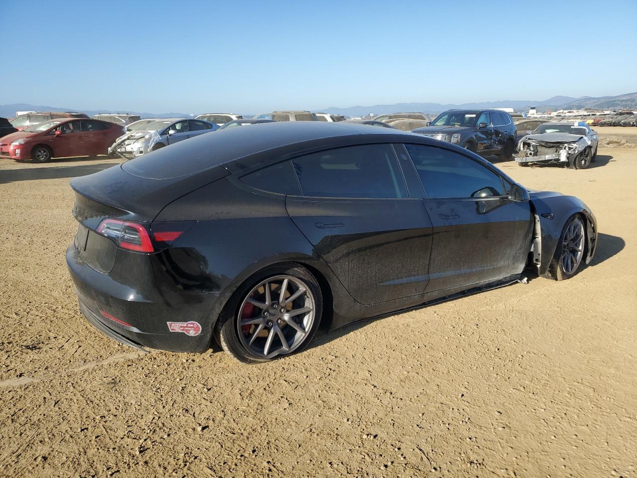 2023 TESLA MODEL 3 - Image 3