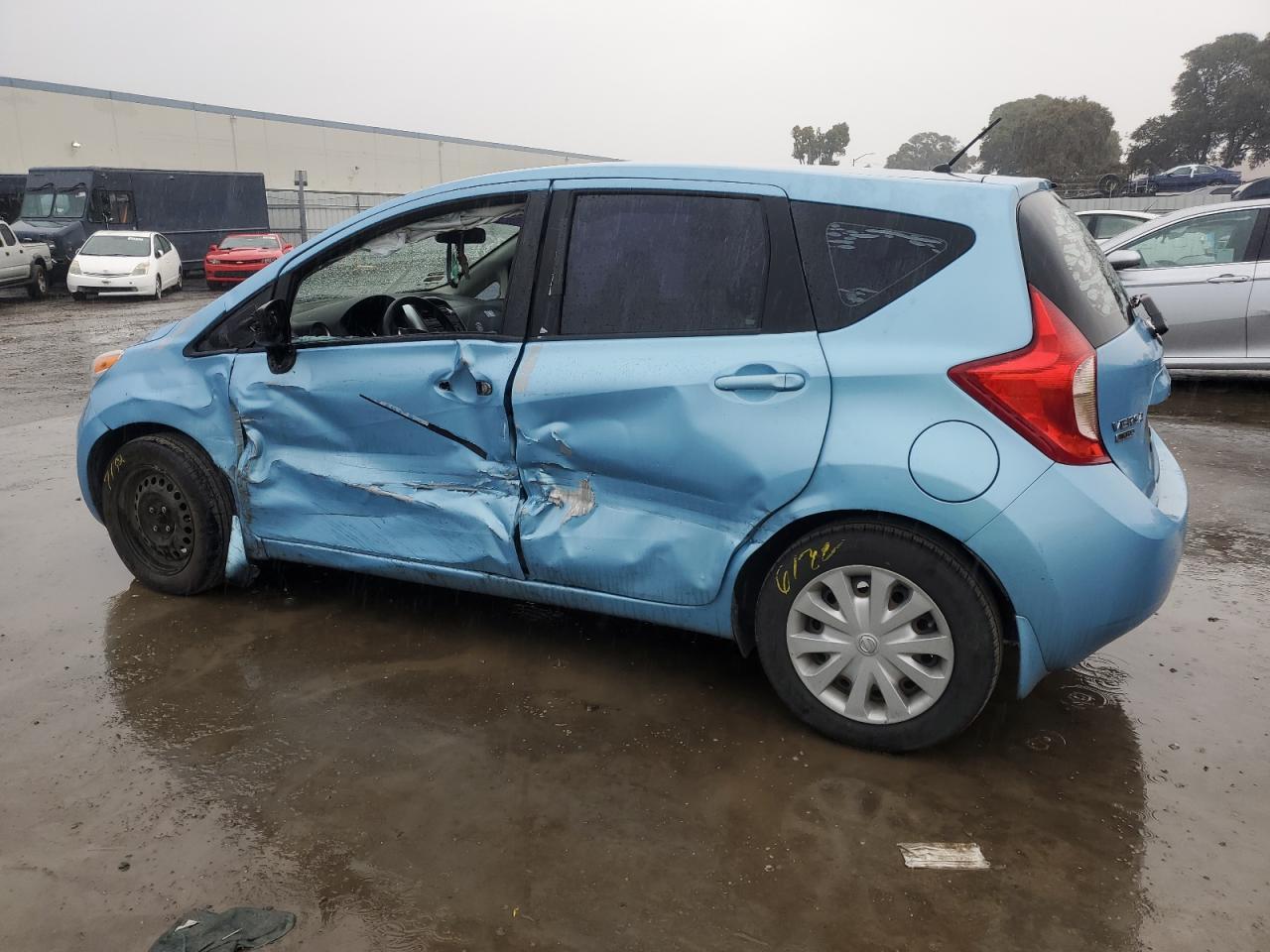 2015 NISSAN VERSA NOTE - Фото 2