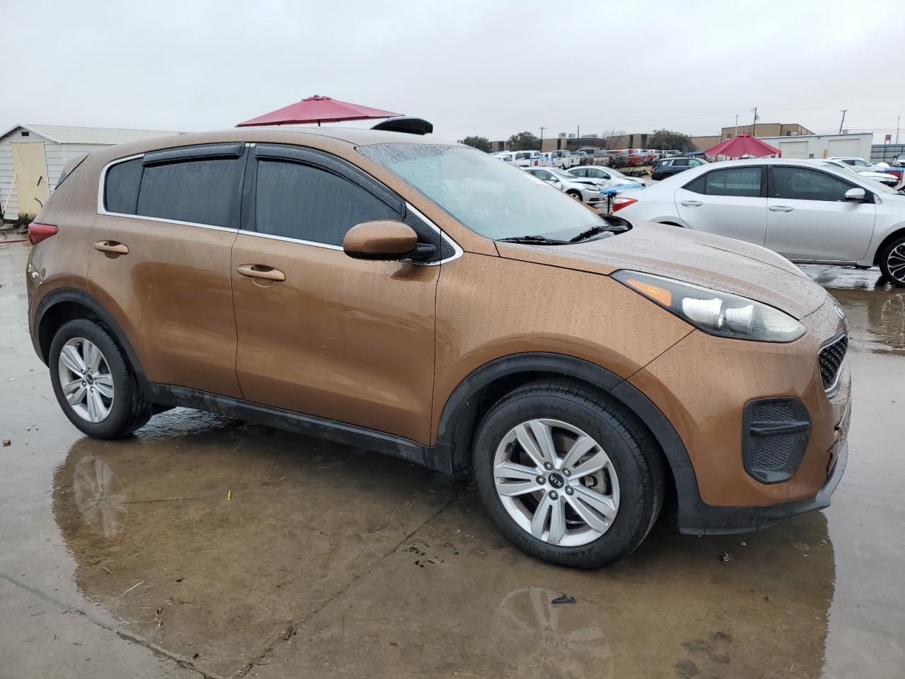 2017 KIA SPORTAGE L - Image 4
