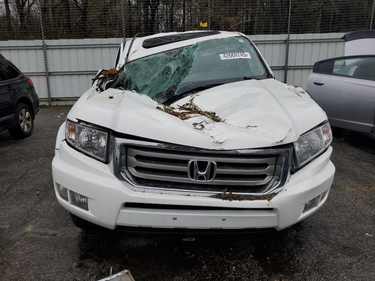 2013 HONDA RIDGELINE - Фото 5