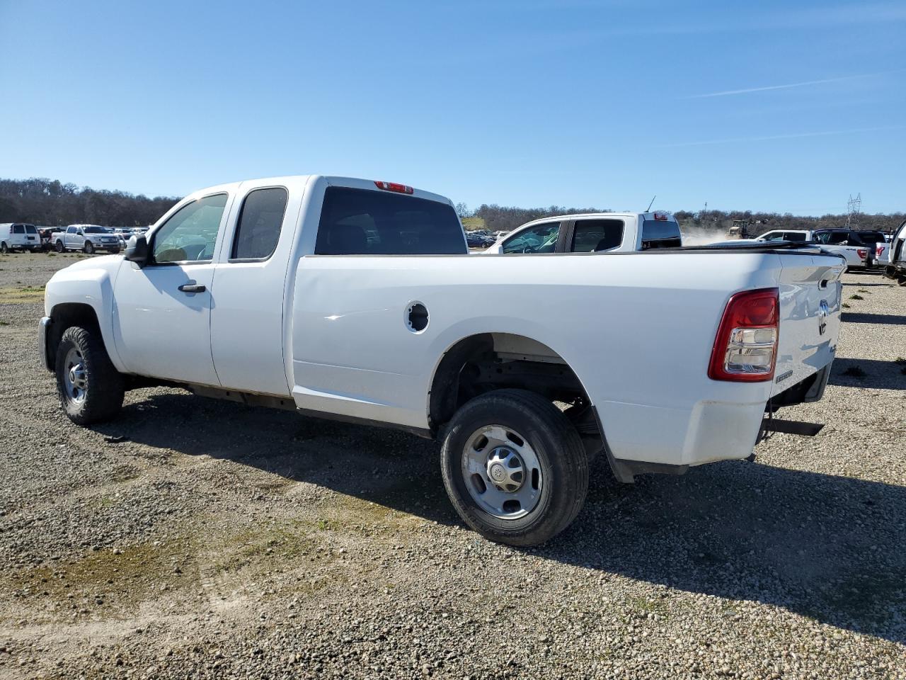 2012 CHEVROLET SILVERADO - Image 2
