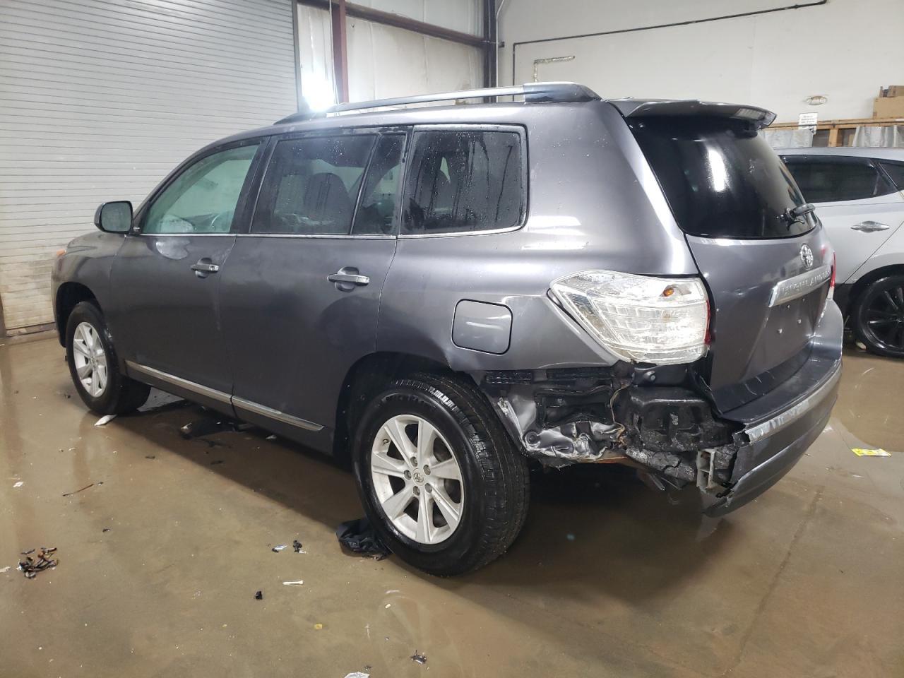 2012 TOYOTA HIGHLANDER - Фото 2