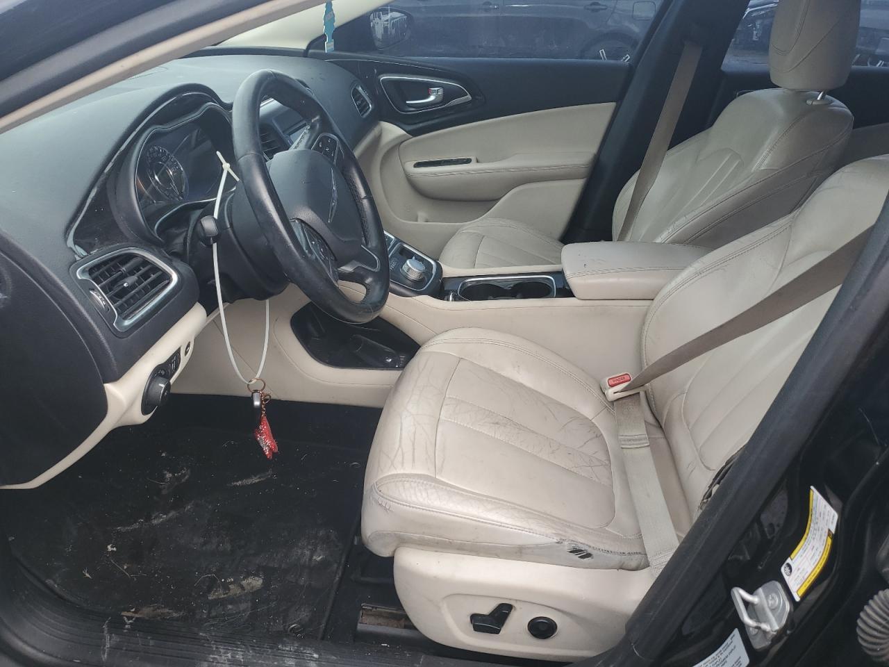 2015 CHRYSLER 200 C - Фото 7