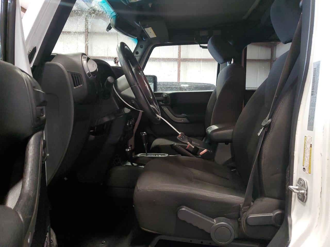 2017 JEEP WRANGLER U - Image 7
