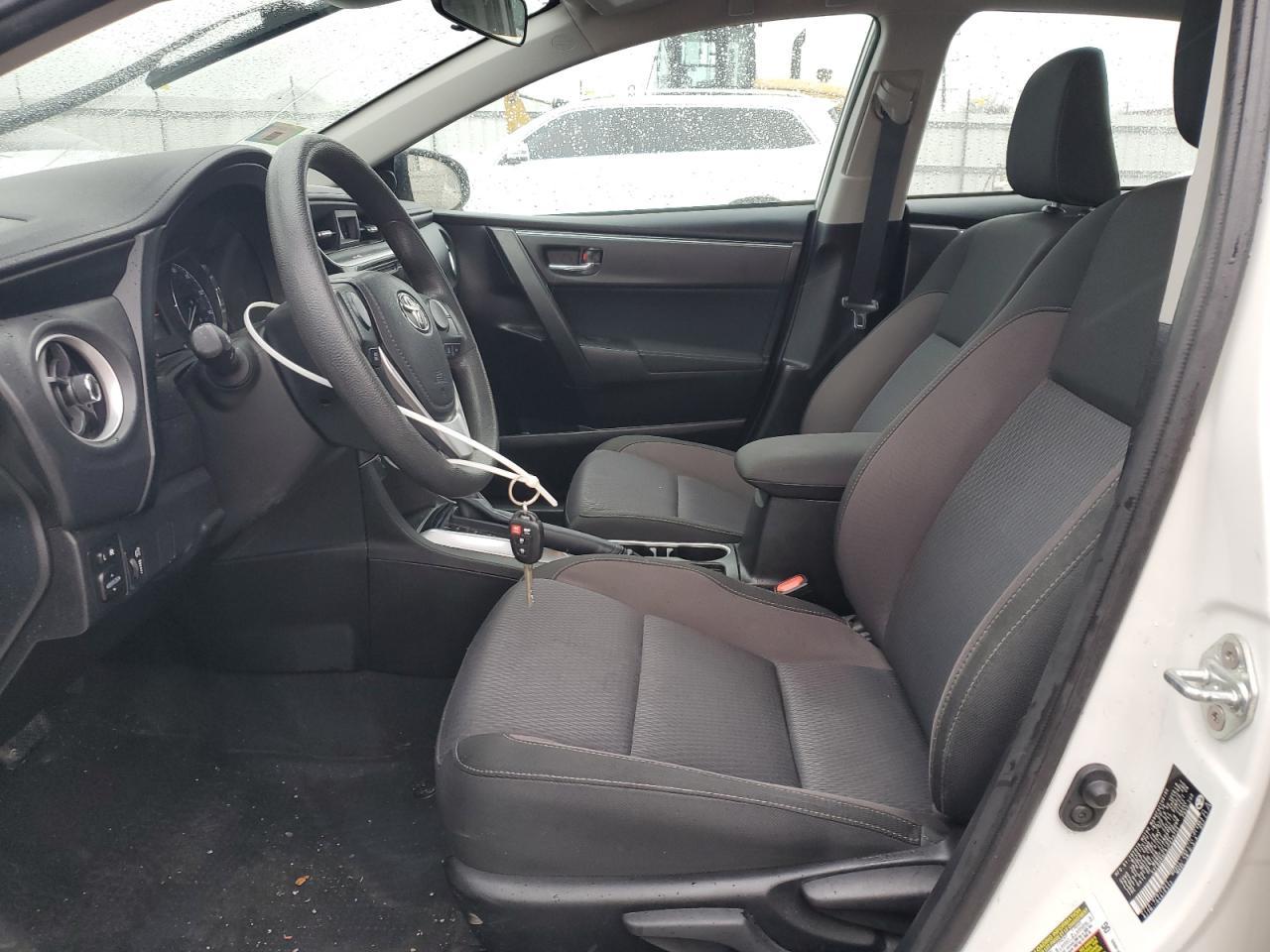 2018 TOYOTA COROLLA L - Фото 7