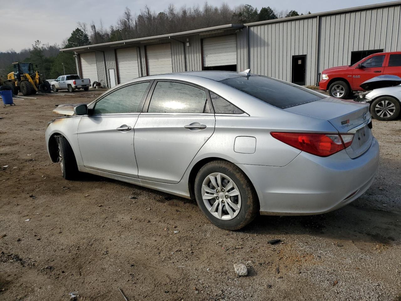 2011 HYUNDAI SONATA GLS - Фото 2