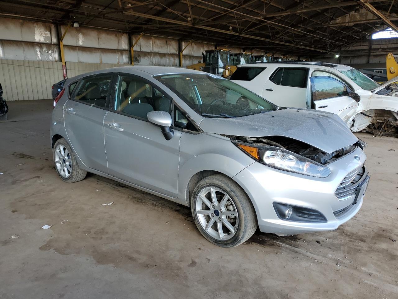 2019 FORD FIESTA SE - Image 4