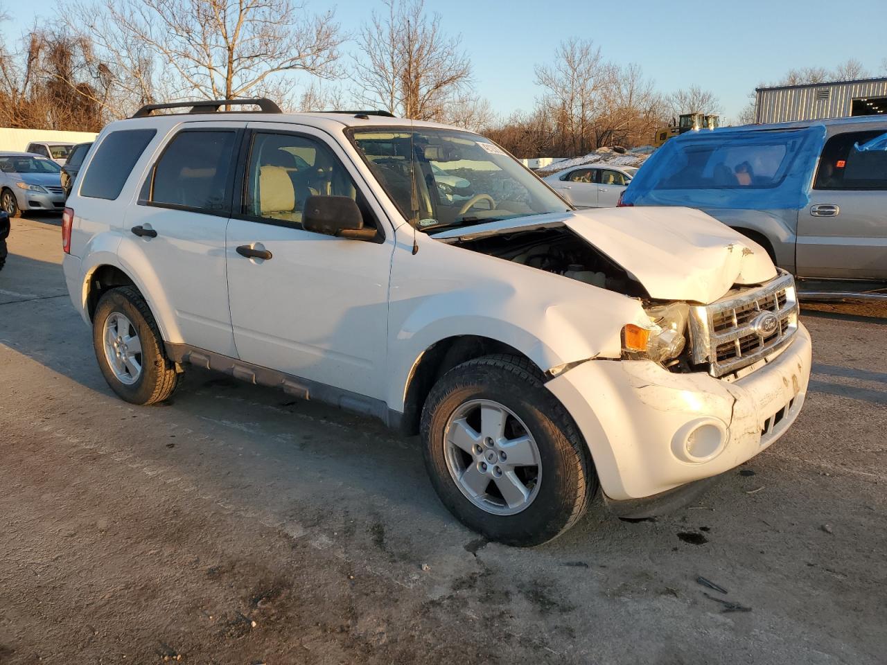 2012 FORD ESCAPE XLT - Фото 4