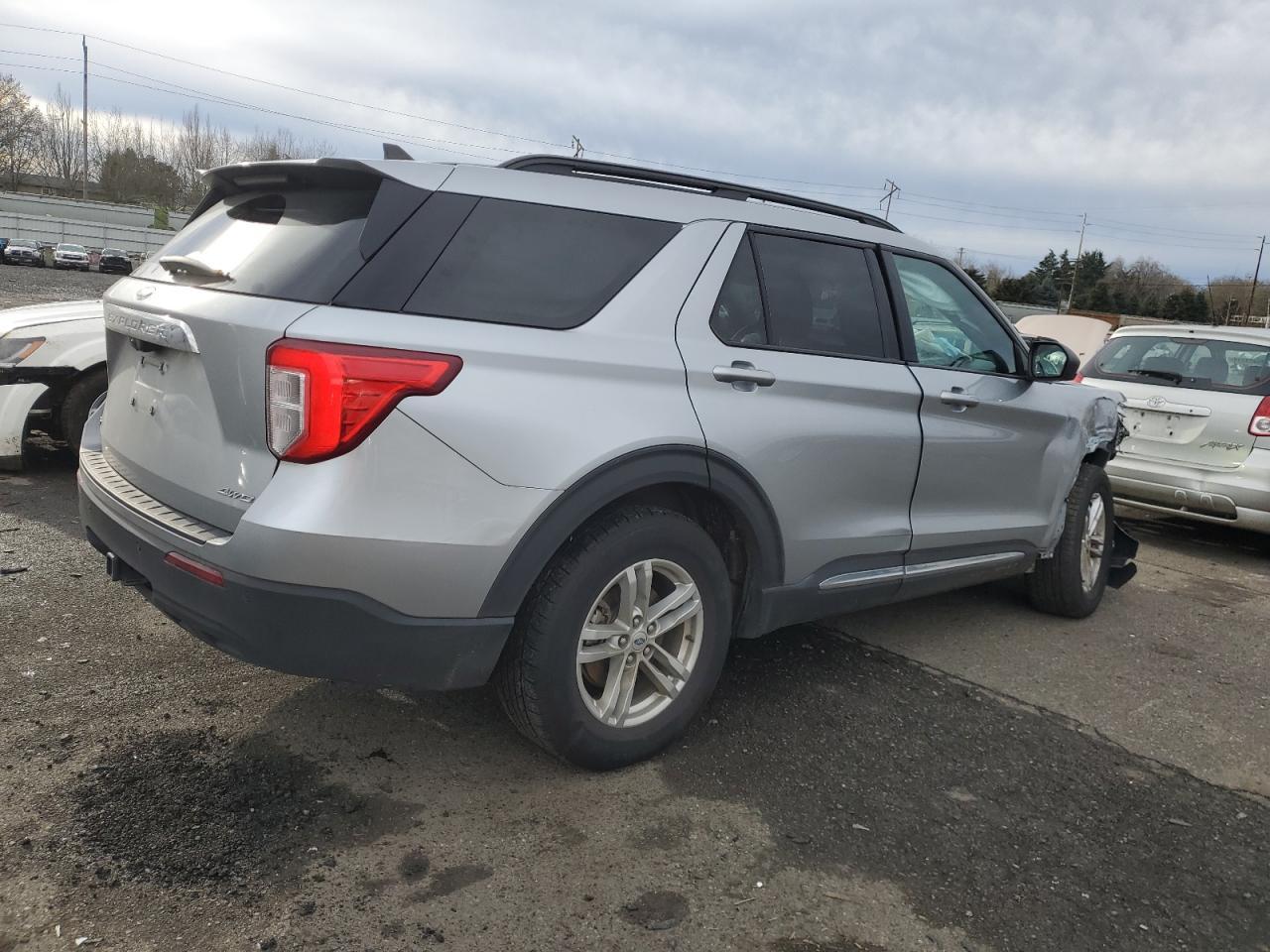 2022 FORD EXPLORER X - Image 3