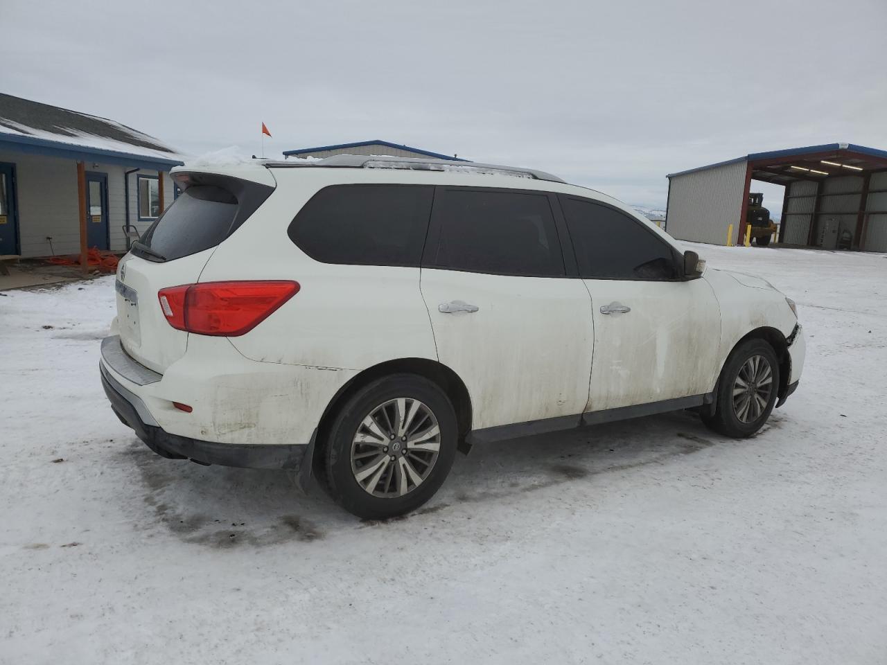 2017 NISSAN PATHFINDER - Фото 3
