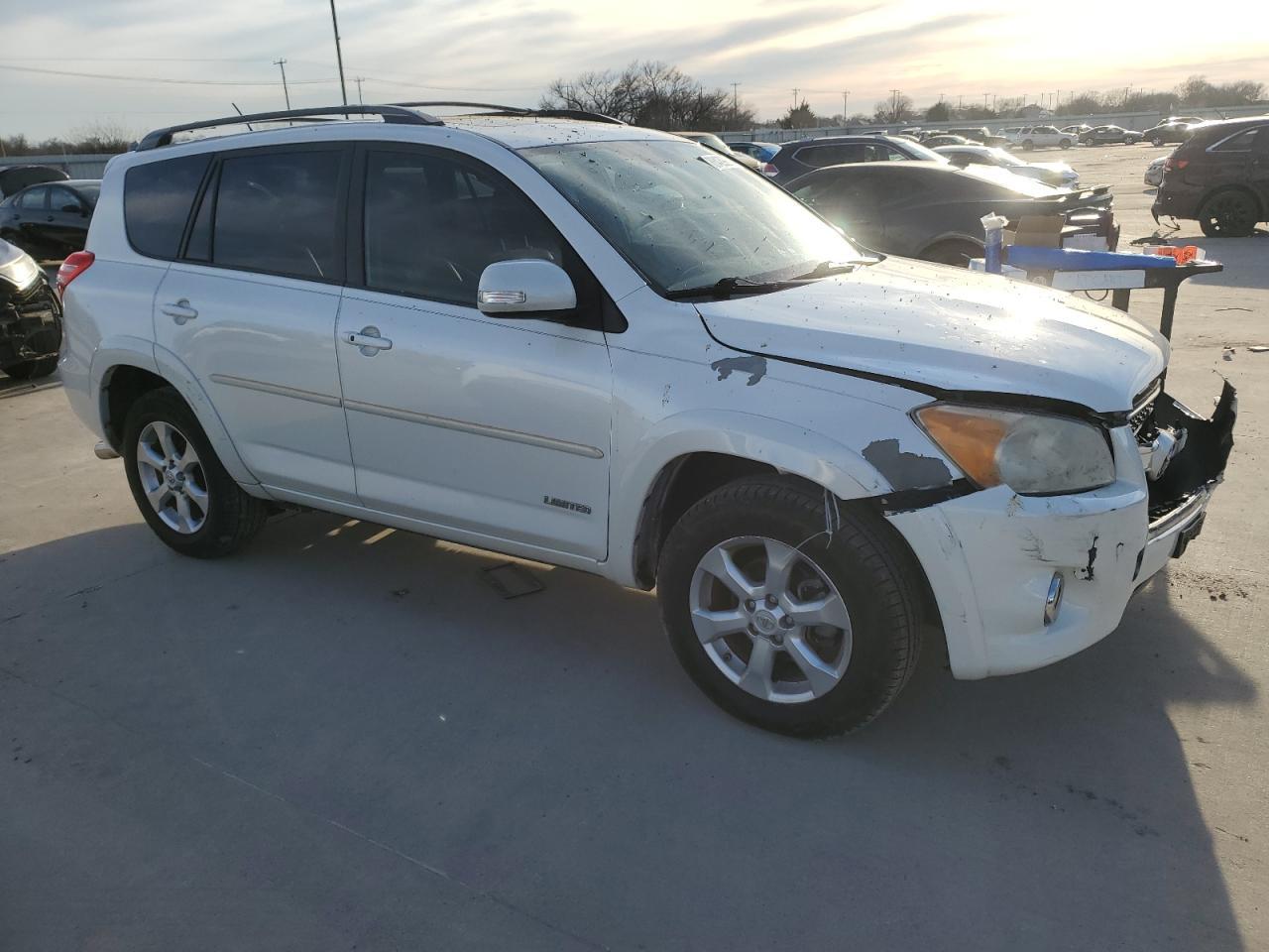 2011 TOYOTA RAV4 LIMIT - Фото 4