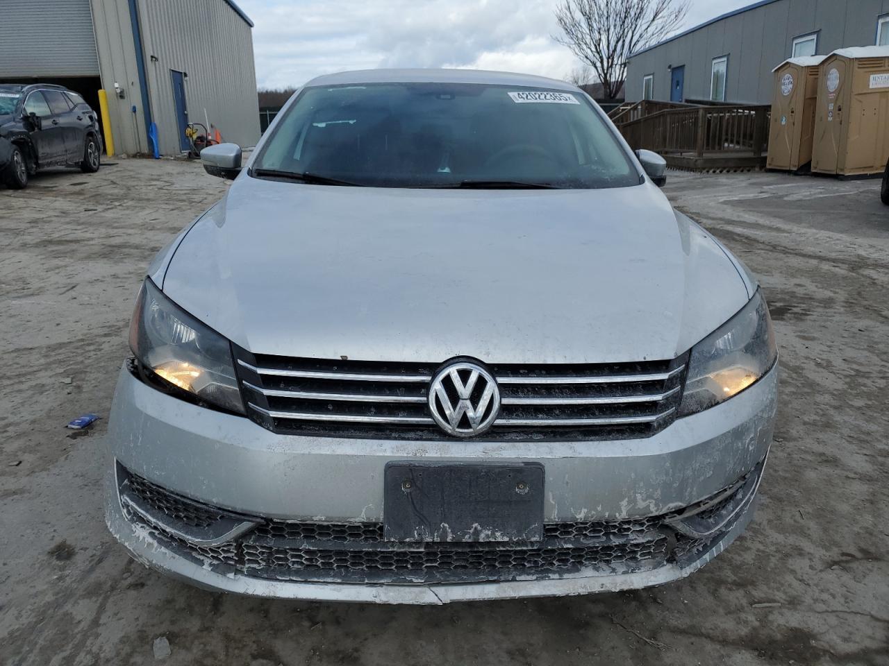2014 VOLKSWAGEN PASSAT S - Фото 5