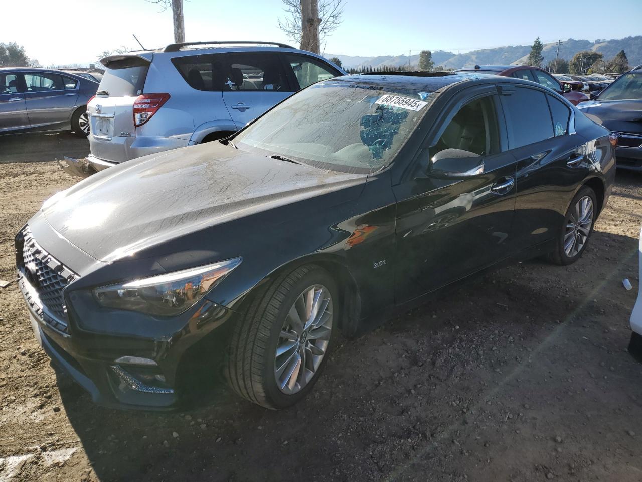 2018 INFINITI Q50 LUXE