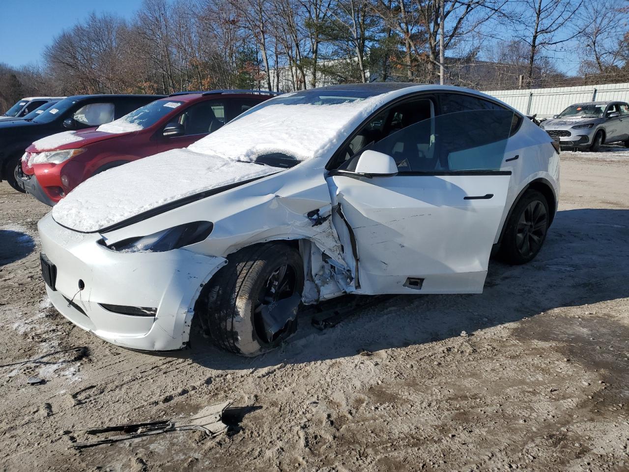 2024 TESLA MODEL Y